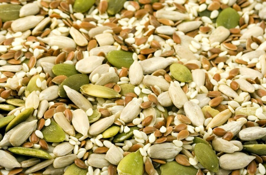 Role of Seeds and Nuts in Clean Eating
