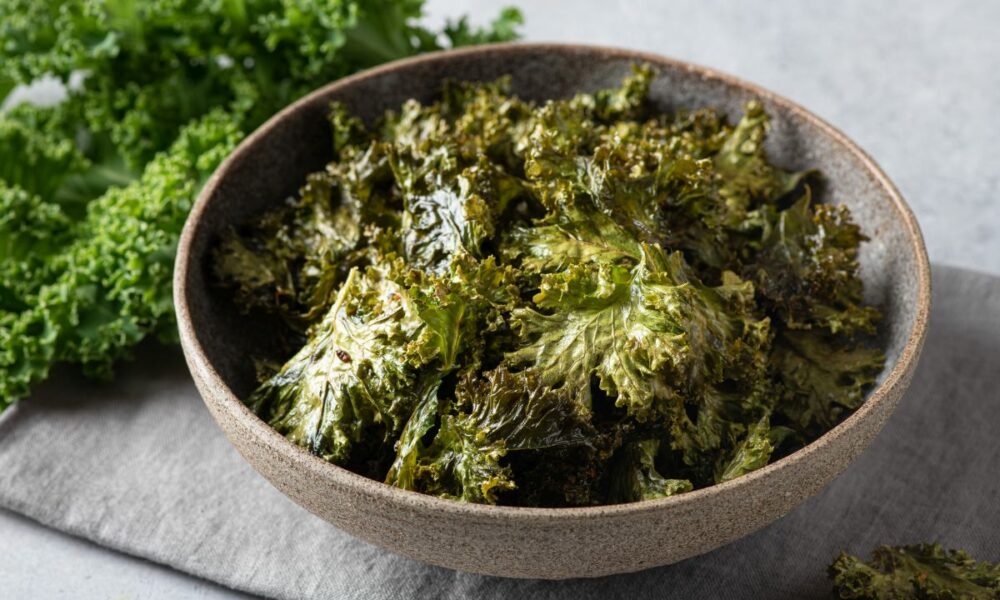 crispy baked kale chips