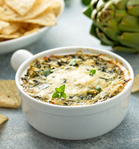 Hot Spinach Artichoke Dip
